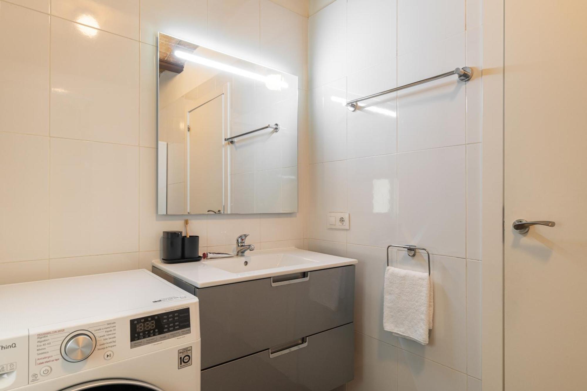 Collblanc Apartment By Olala Homes L’Hospitalet de Llobregat Exterior foto